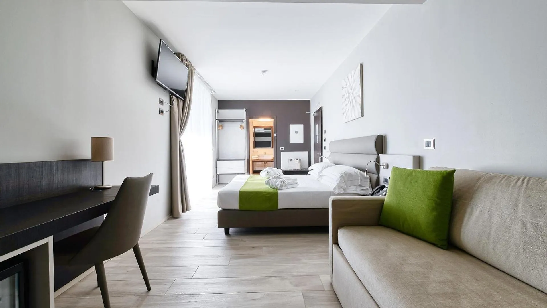 Vision Hotel Peschiera del Garda Italy