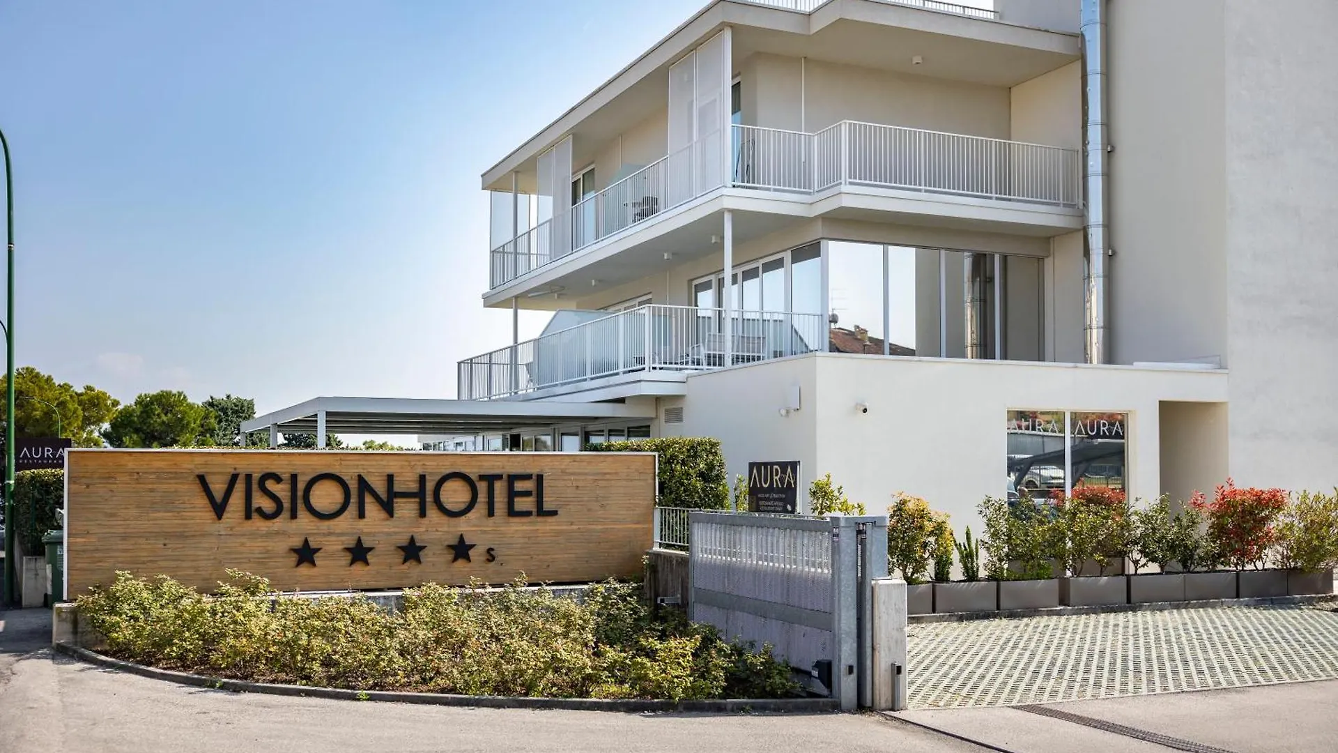 ****  Vision Hotel Peschiera del Garda Italy