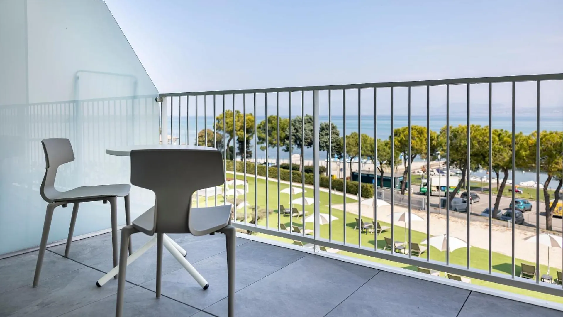 Vision Hotel Peschiera del Garda 4*,  Italy