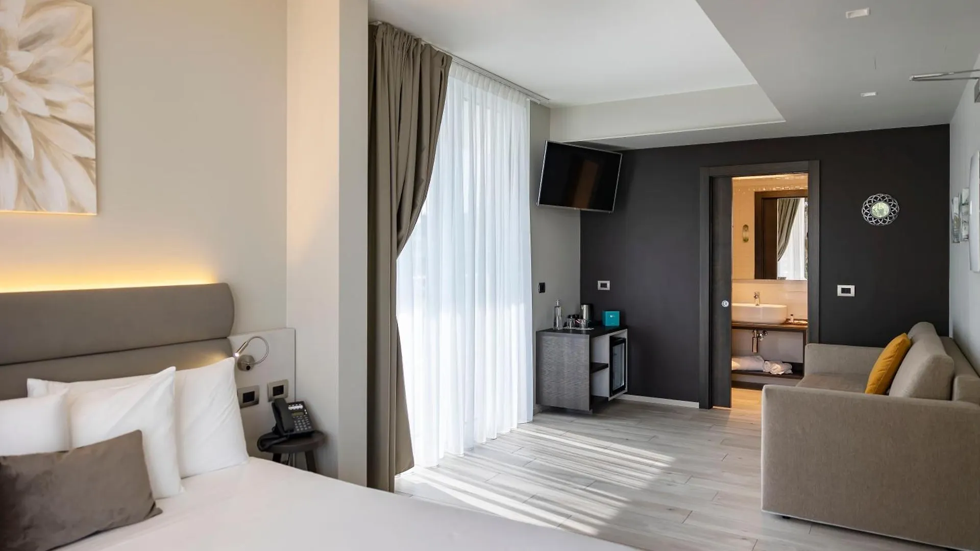 ****  Vision Hotel Peschiera del Garda Italy